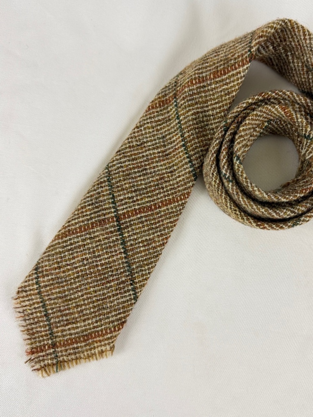 Vintage Lochcarron Harris Yard Necktie Brown Wool Plaid Tartan Tie Scotland